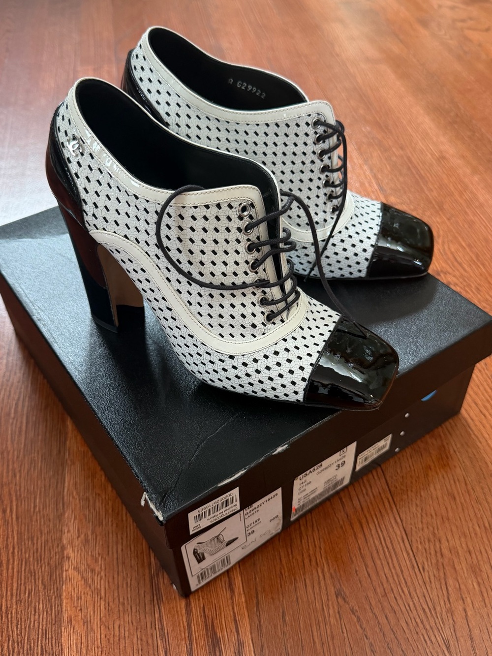 Chanel perforated lace up heels size 39